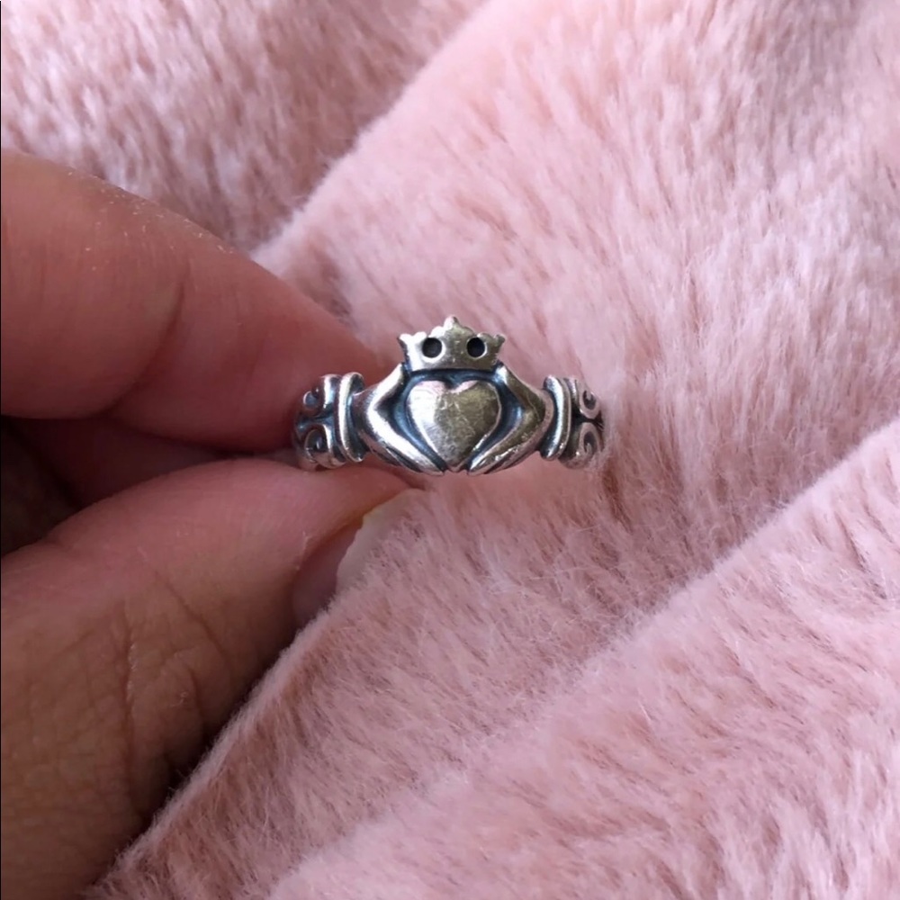 James Avery Claddagh Ring
